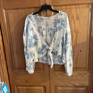 American Eagle Outfitters Blue Floral Blouse